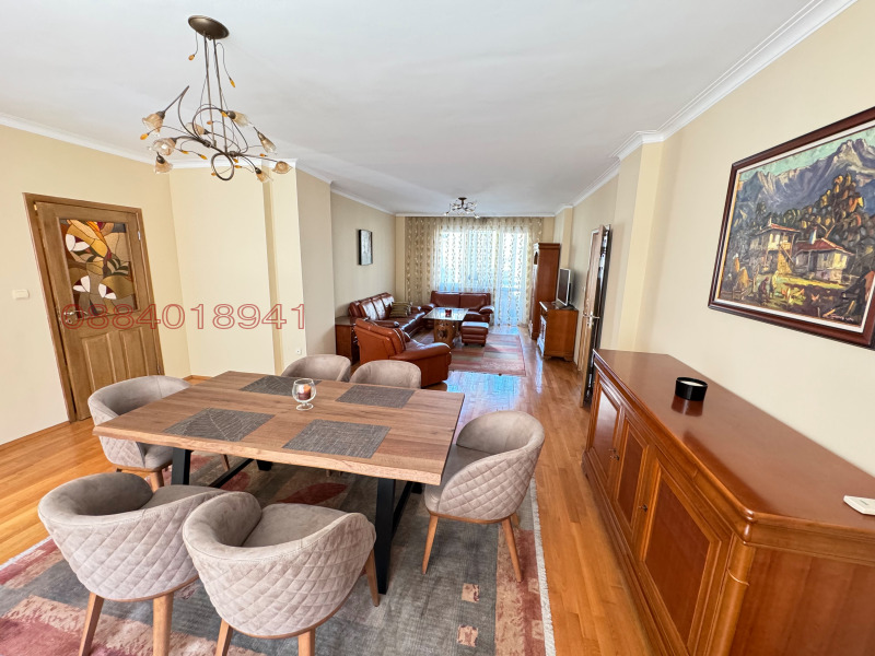 In vendita  3 camere da letto Sofia , Strelbishte , 137 mq | 14399131