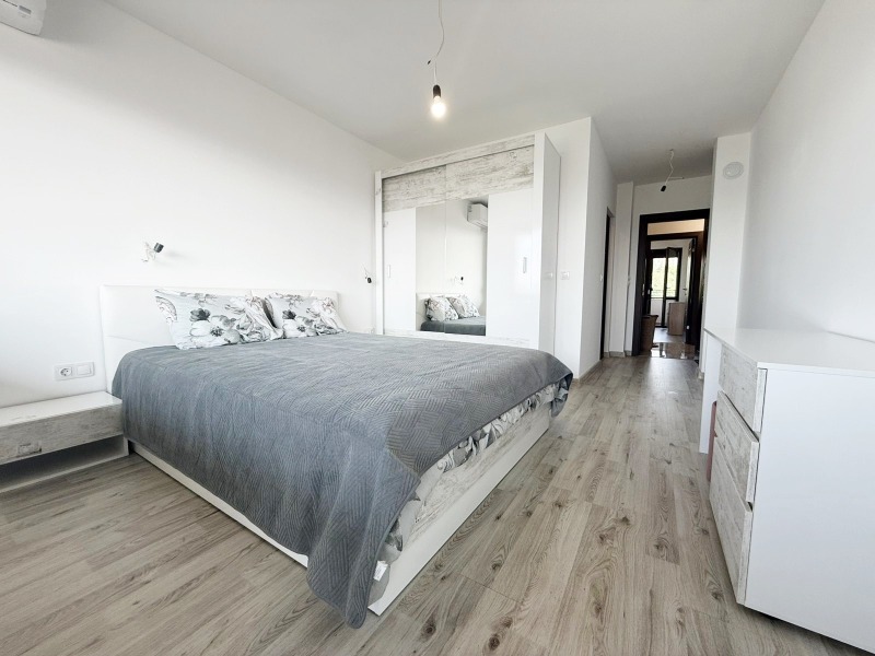 Продава МНОГОСТАЕН, гр. Велико Търново, Колю Фичето, снимка 4 - Апартаменти - 53086870