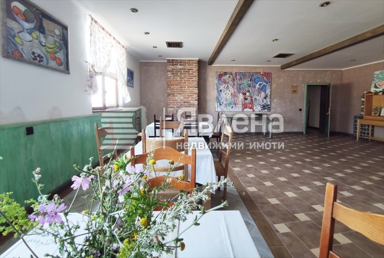 Продава ХОТЕЛ, с. Емона, област Бургас, снимка 15 - Хотели - 53102003