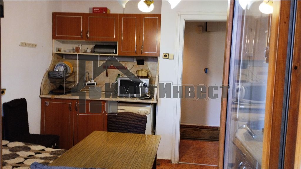Продава 1-СТАЕН, гр. Ямбол, Център, снимка 3 - Апартаменти - 56070777