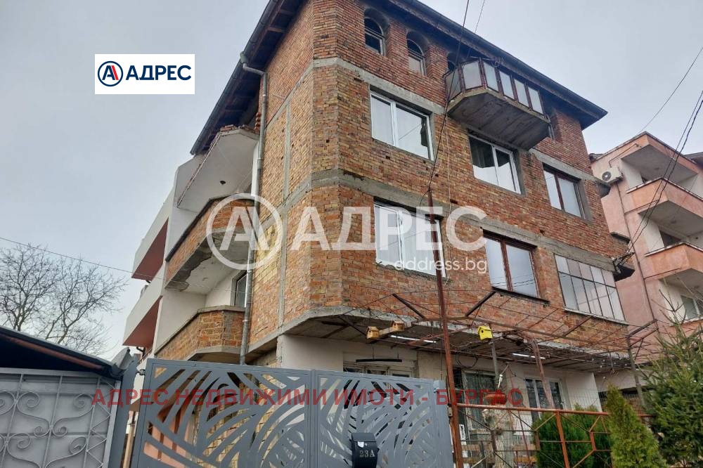Продава КЪЩА, гр. Бургас, Крайморие, снимка 2 - Къщи - 53943275