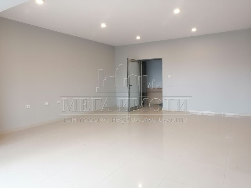 Продава ОФИС в град Сливен, Център - 54 кв.м / 59 900 € » 117 154.22 лв., МЕГА ИМОТИ М
