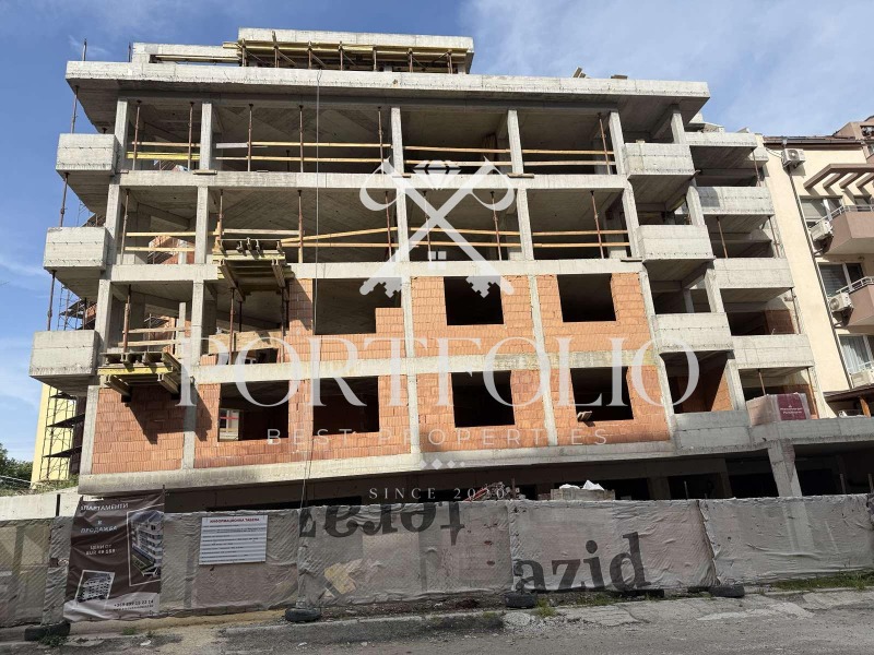 En venta  1 dormitorio Burgas , Meden rudnik - zona A , 68 metros cuadrados | 54989466