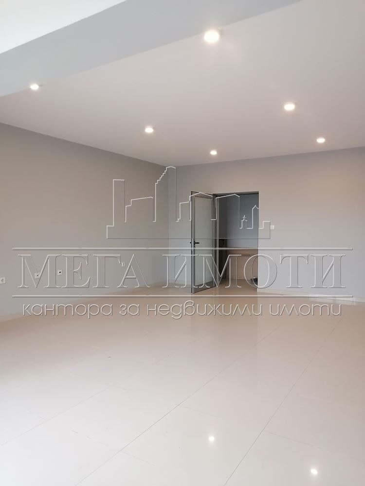 Продава ОФИС, гр. Сливен, Център, снимка 2 - Офиси - 53996054
