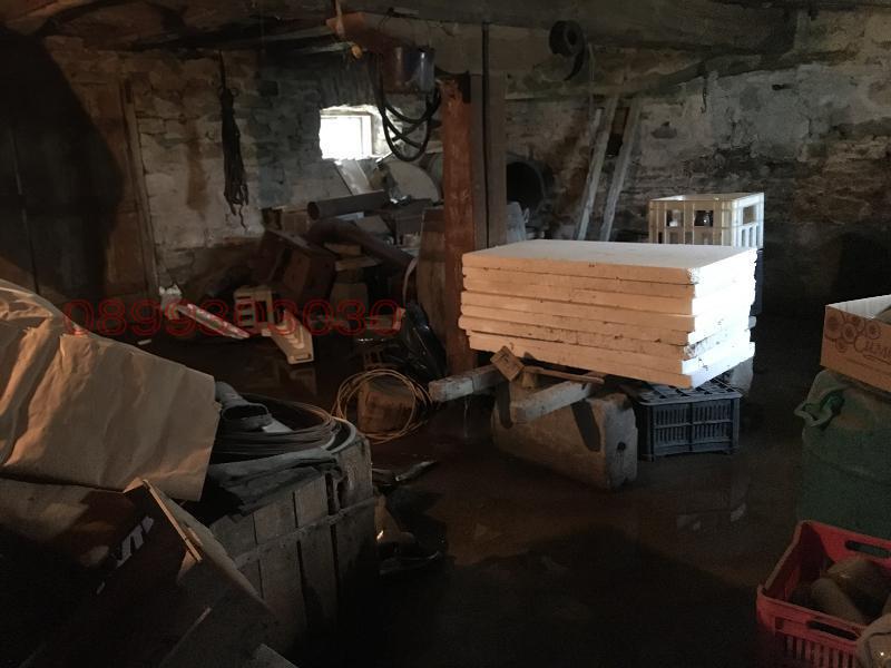 Продава КЪЩА, с. Церова кория, област Велико Търново, снимка 14 - Къщи - 54319444