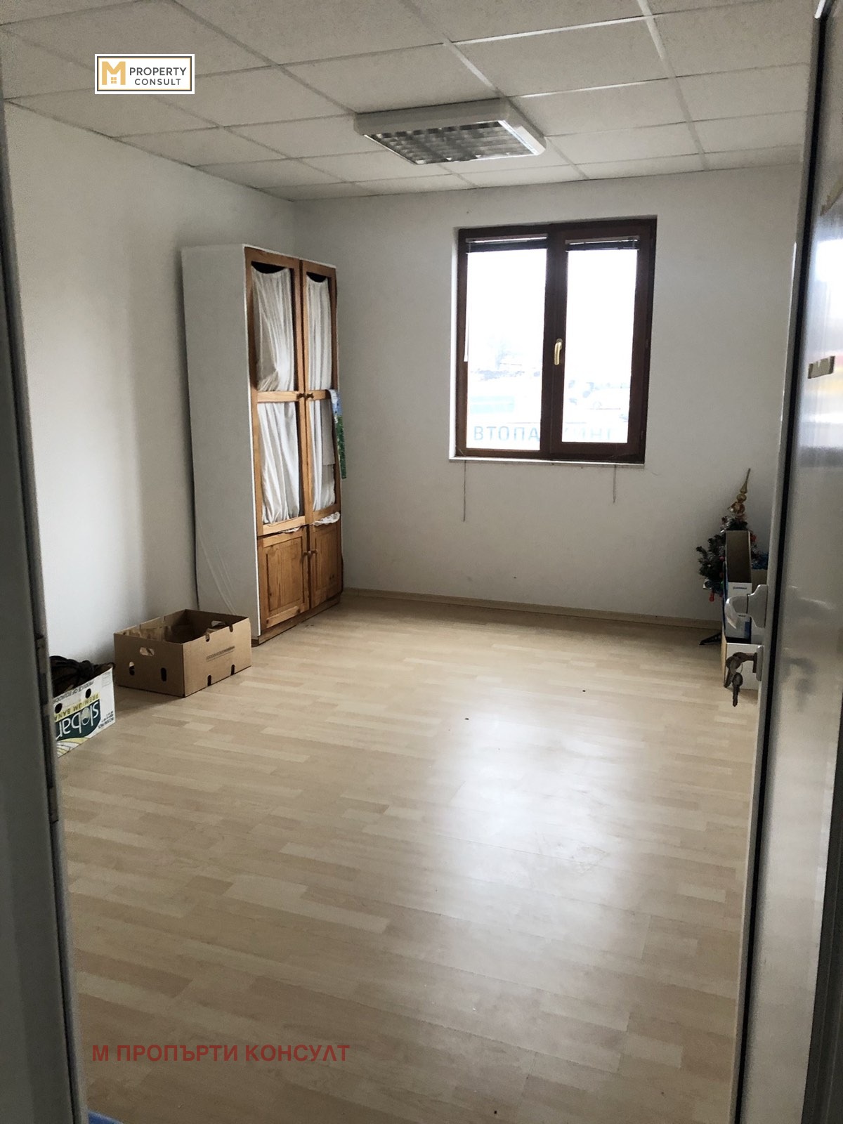 Продава ОФИС, гр. Ловеч, Широк център, снимка 11 - Офиси - 54255522