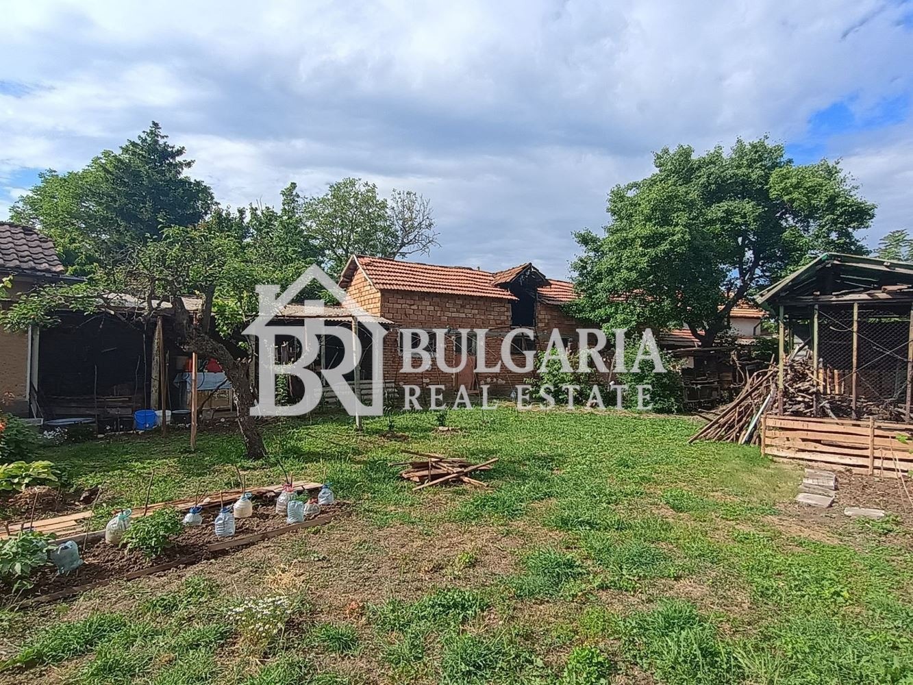 Продава КЪЩА, с. Горни Дъбник, област Плевен, снимка 5 - Къщи - 55988121