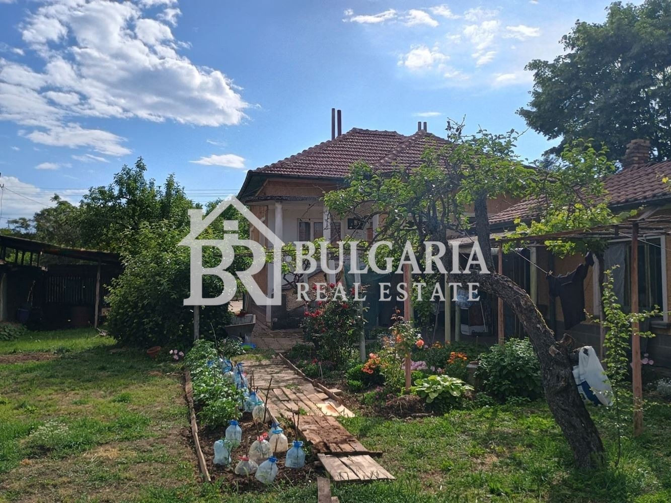 Продава КЪЩА, с. Горни Дъбник, област Плевен, снимка 6 - Къщи - 55988121
