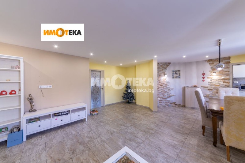 Продава  3-стаен град Варна , Операта , 101 кв.м | 55616099 - изображение [2]