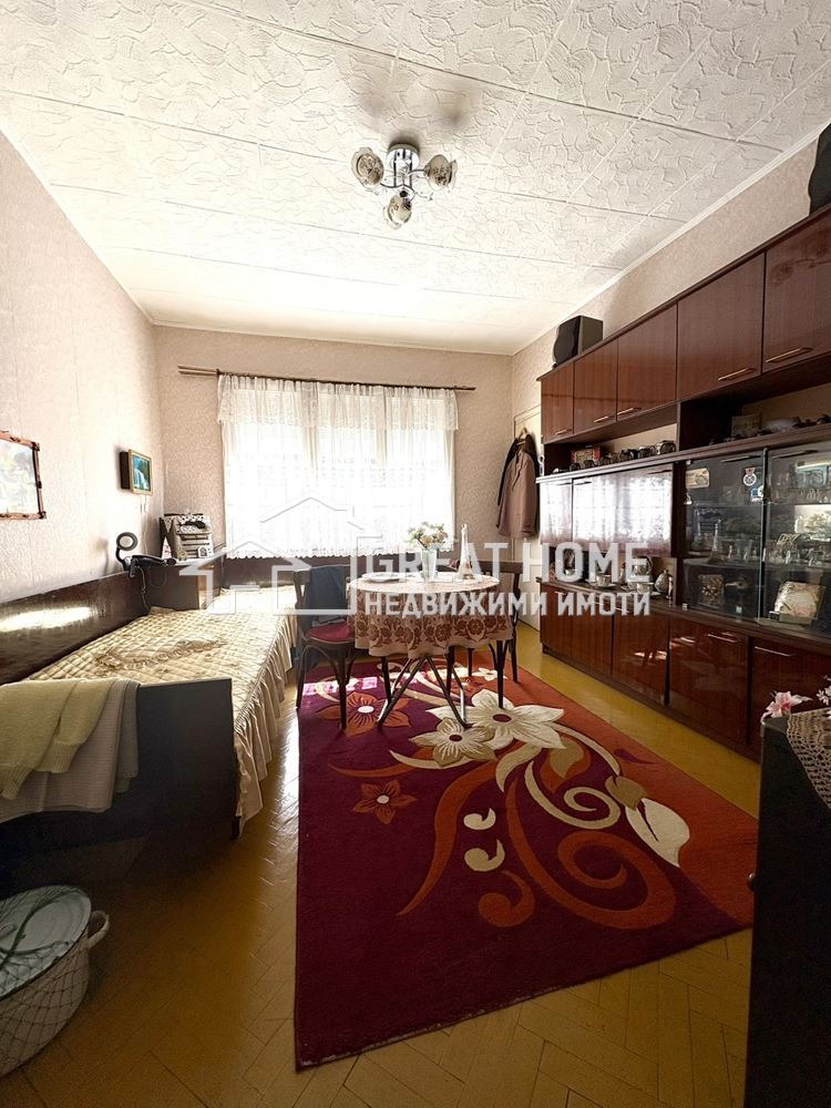 Продава  Многостаен град Търговище , Център , 115 кв.м | 28339551