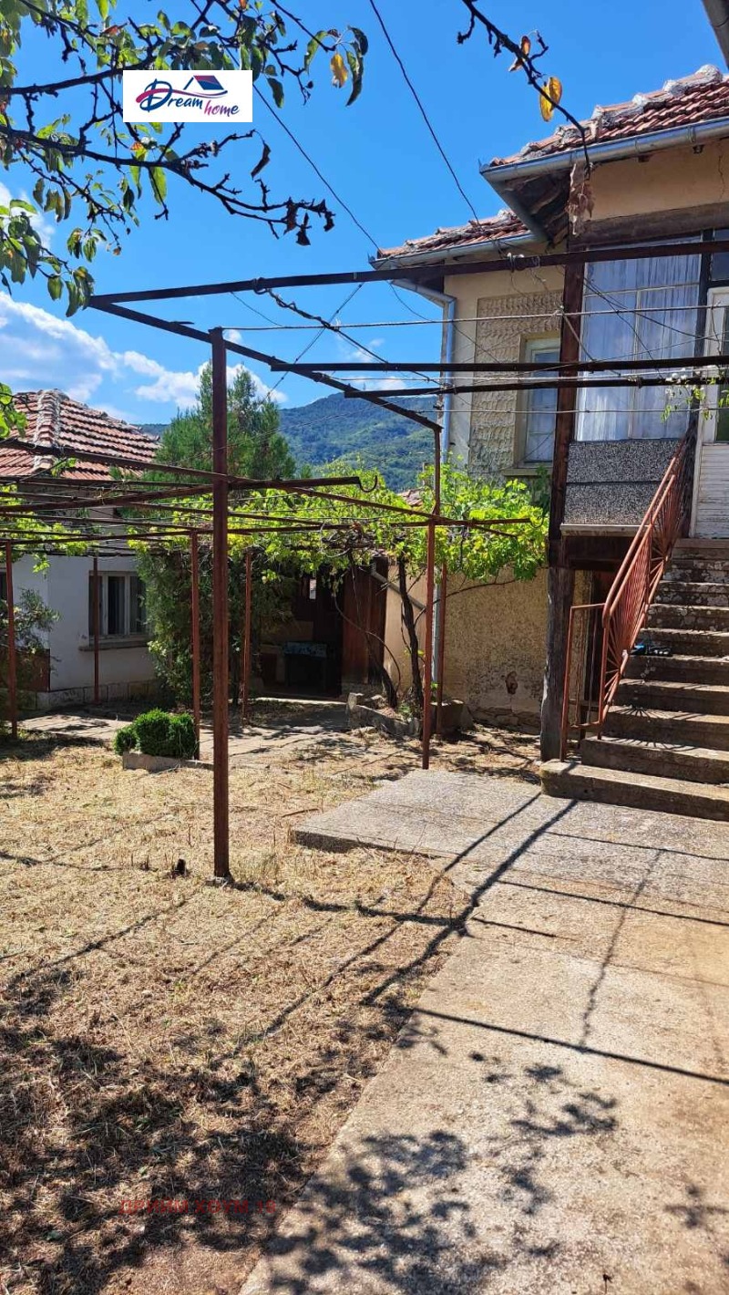 Продава  Къща област Ловеч , гр. Ябланица , 102 кв.м | 54939779 - изображение [7]