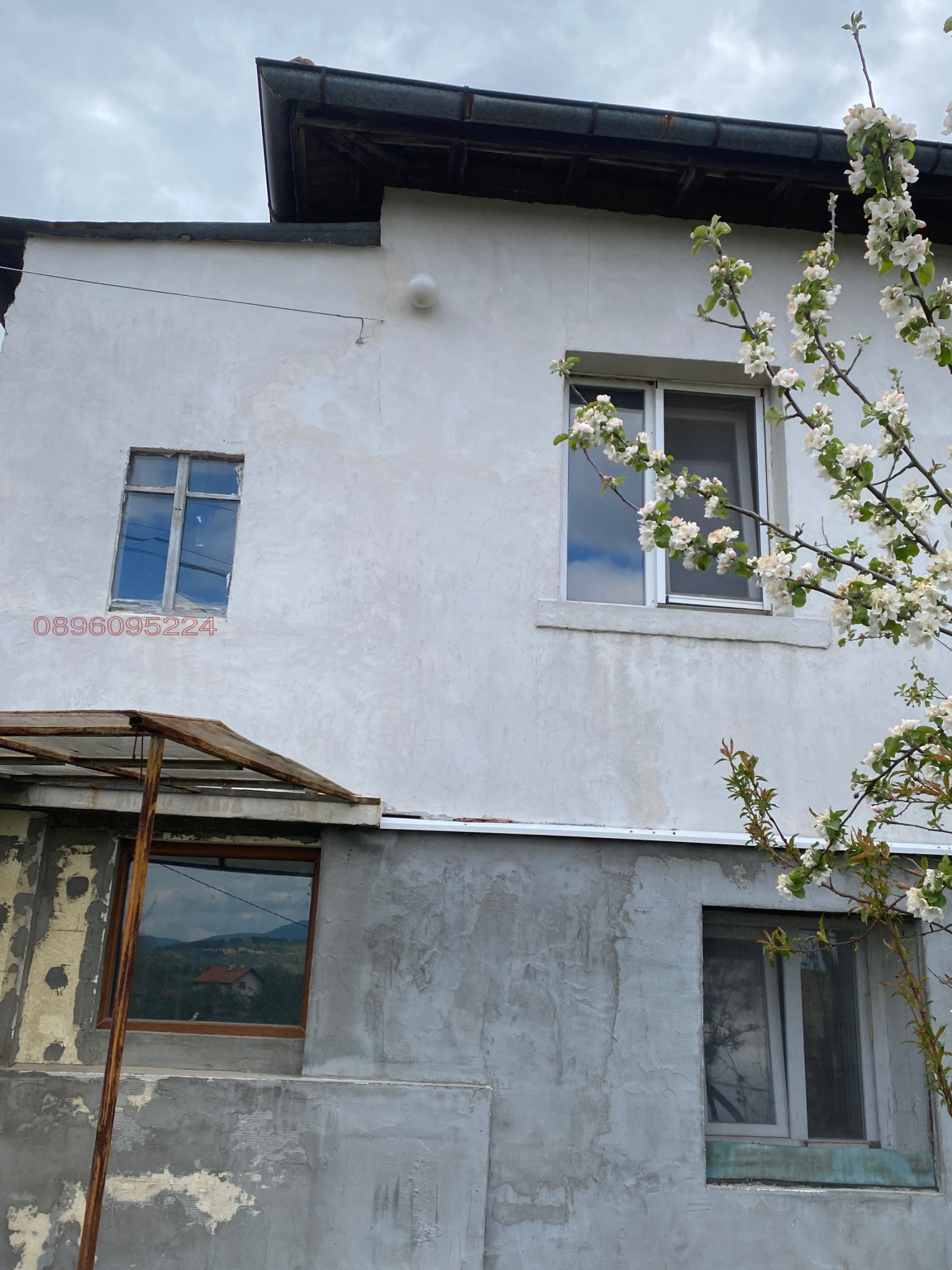 Продава КЪЩА, гр. Перник, Бела вода