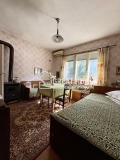 Продава МНОГОСТАЕН, град Търговище, Център • 200000 лв. / 102258.38 € • 97238858 4