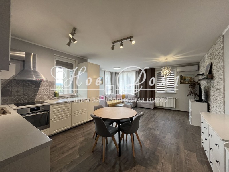 Na prodej  1 ložnice Sofia , Družba 1 , 79 m2 | 84838368