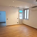 Продава 4-СТАЕН, гр. София, Център, снимка 2