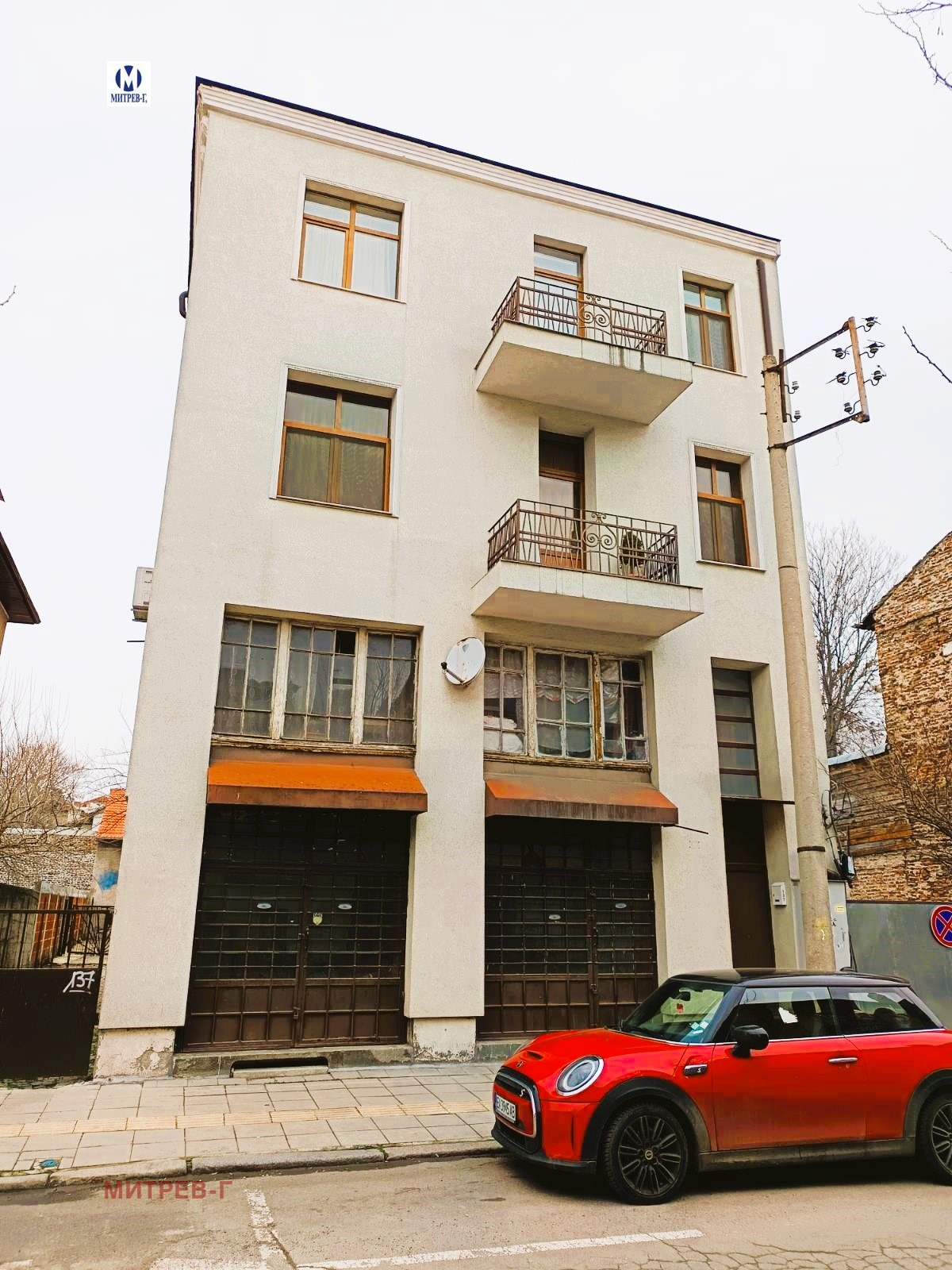 Продава ЕТАЖ ОТ КЪЩА, гр. София, Център, снимка 2 - Етаж от къща - 56072441