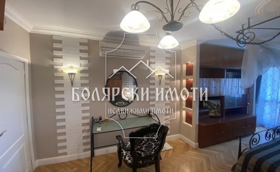 Продава 3-СТАЕН, гр. Велико Търново, Център, снимка 9 - Aпартаменти - 46809940