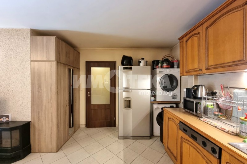 Eladó  2 hálószobás Sofia , Centar , 94 négyzetméter | 53889691 - kép [9]