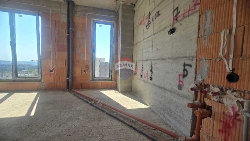 Продава 3-СТАЕН, гр. Варна, Бриз, снимка 2 - Апартаменти - 52415184