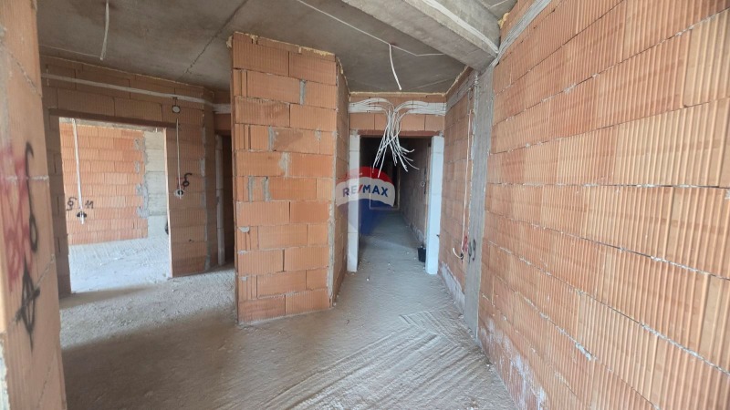 Продава 3-СТАЕН, гр. Варна, Бриз, снимка 3 - Апартаменти - 52415184