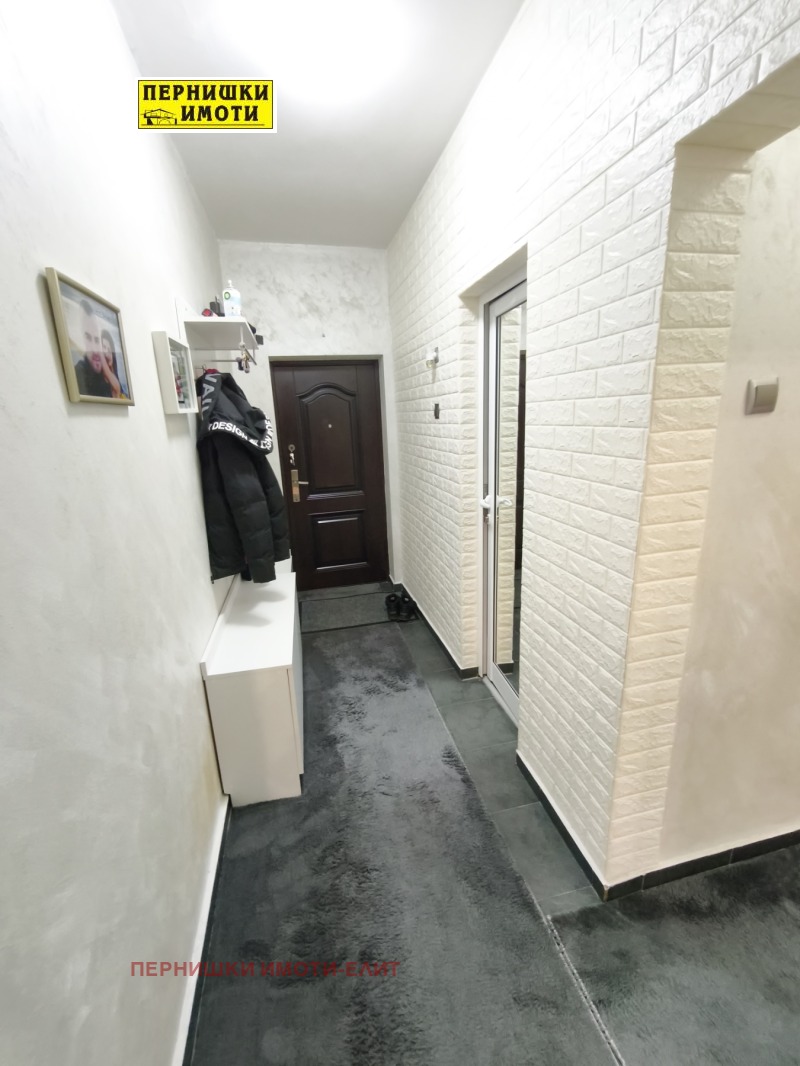 Продава 3-СТАЕН, гр. Перник, Център, снимка 9 - Апартаменти - 53094833