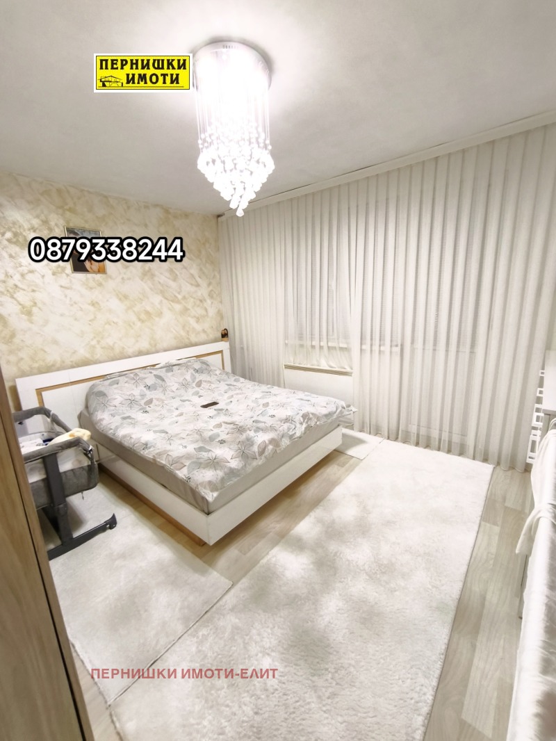 Продава 3-СТАЕН, гр. Перник, Център, снимка 5 - Апартаменти - 53094833