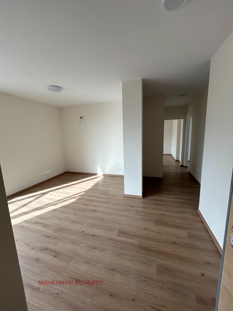 Продава 4-СТАЕН, гр. София, Борово, снимка 3 - Апартаменти - 52133574