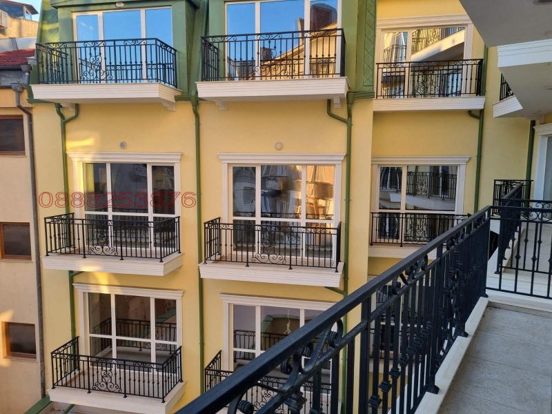 Продава 4-СТАЕН, гр. Русе, Център, снимка 3 - Апартаменти - 52779907