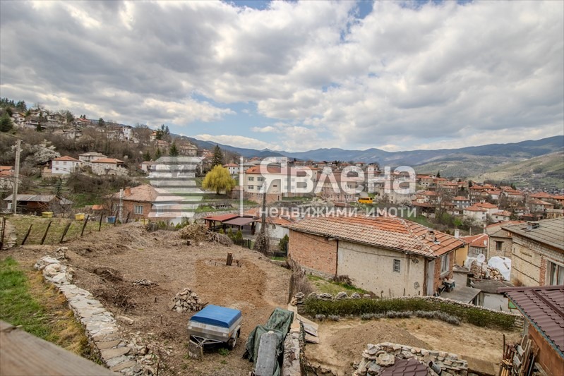 Продава КЪЩА, с. Павелско, област Смолян