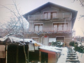 Haus Tschepino, region Pernik 8