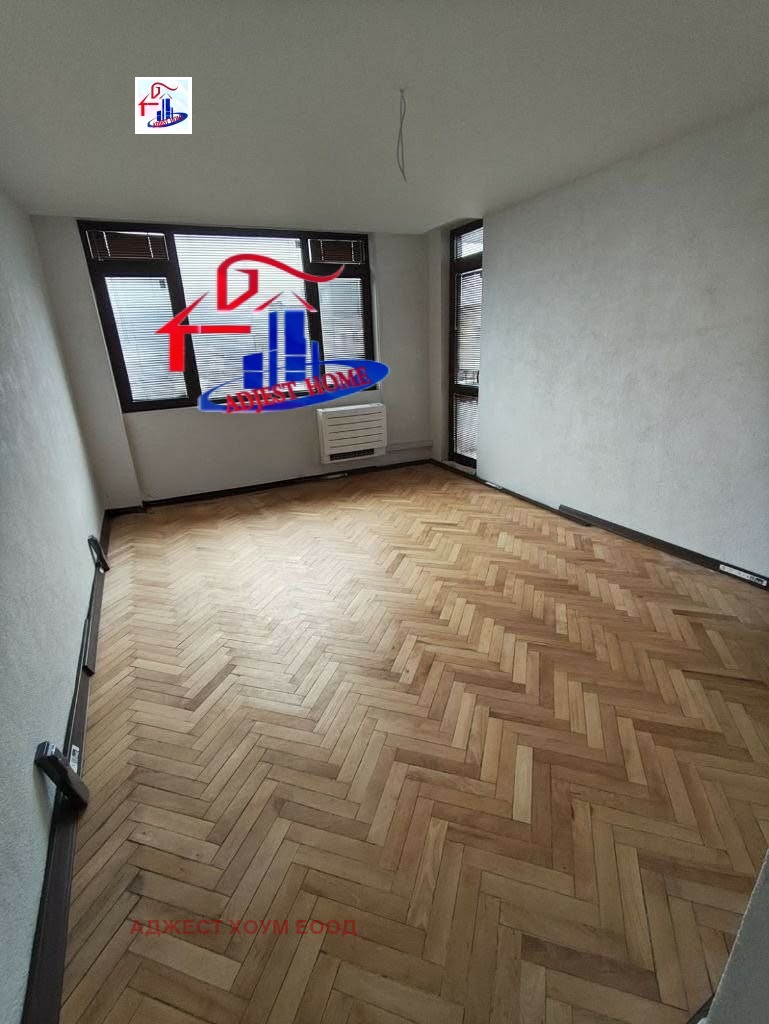 Продава 1-СТАЕН, гр. Шумен, Болницата, снимка 2 - Апартаменти - 54144242