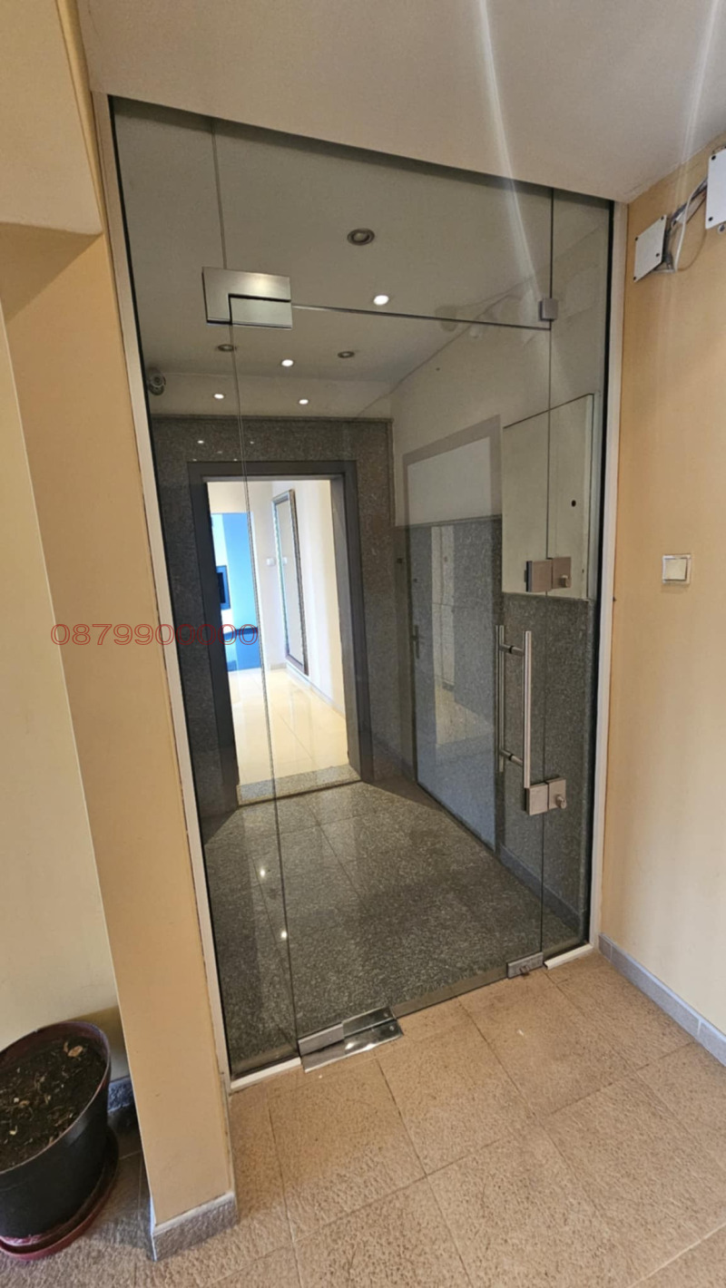 Продаја  1 спаваћа соба Софија , Красно село , 75 м2 | 41872620