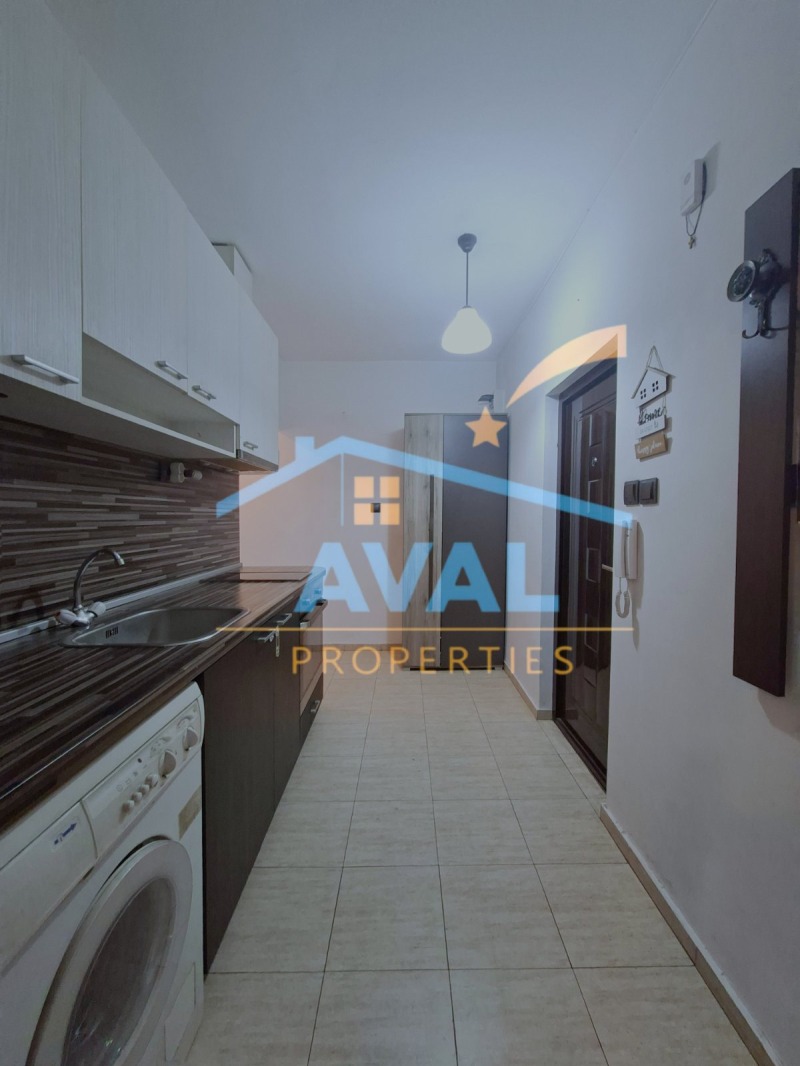 Продава 2-СТАЕН, гр. София, Света Троица, снимка 3 - Апартаменти - 52664687