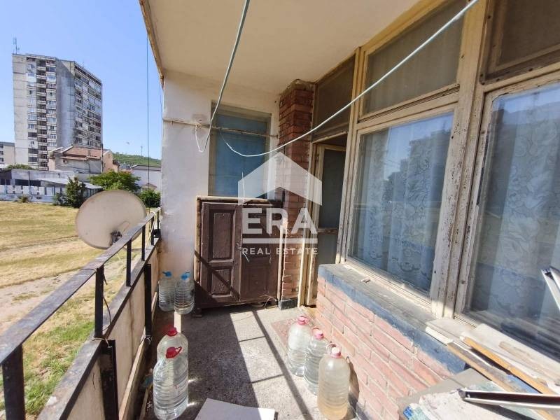 Продава 2-СТАЕН, гр. Ямбол, Георги Бенковски, снимка 4 - Апартаменти - 54995108