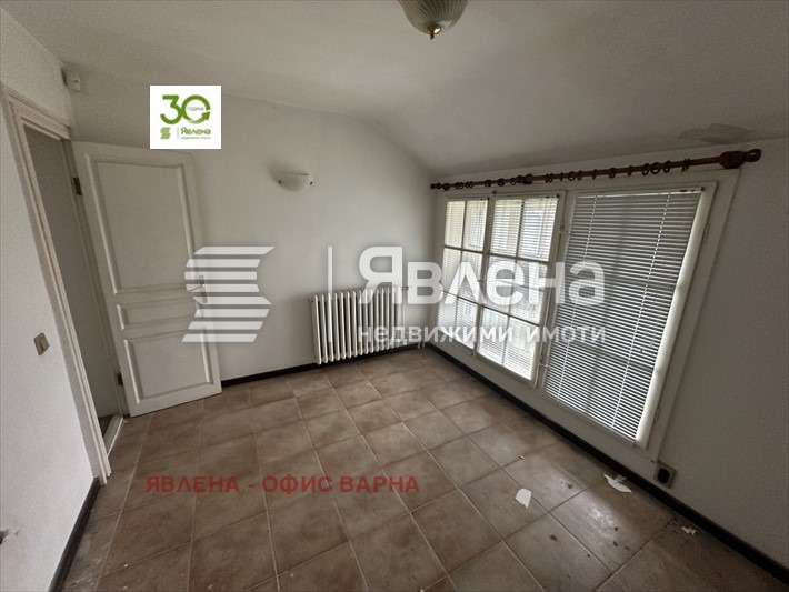 Til salgs  Hus Varna , Sveti Nikola , 208 kvm | 78964271 - bilde [9]
