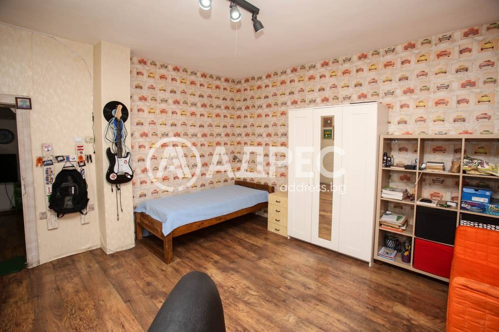 Продава КЪЩА, гр. София, Орландовци, снимка 3 - Къщи - 55472908