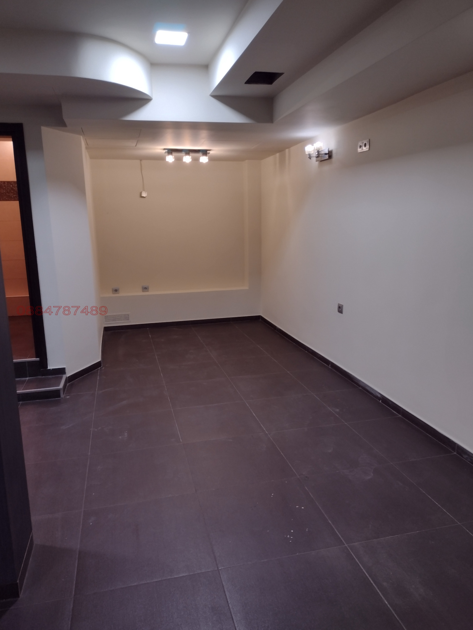 Продава ЗАВЕДЕНИЕ, гр. Плевен, Идеален център, снимка 2 - Заведения - 54308523