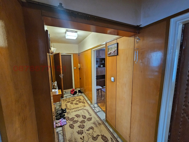 Продава 3-СТАЕН, гр. Русе, Чародейка - Юг, снимка 11 - Апартаменти - 52930725