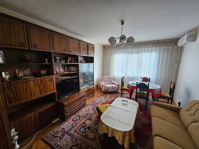 Продава 3-СТАЕН, гр. Русе, Чародейка - Юг