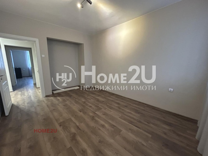 Продава 3-СТАЕН, гр. Варна, Център, снимка 10 - Апартаменти - 53563445