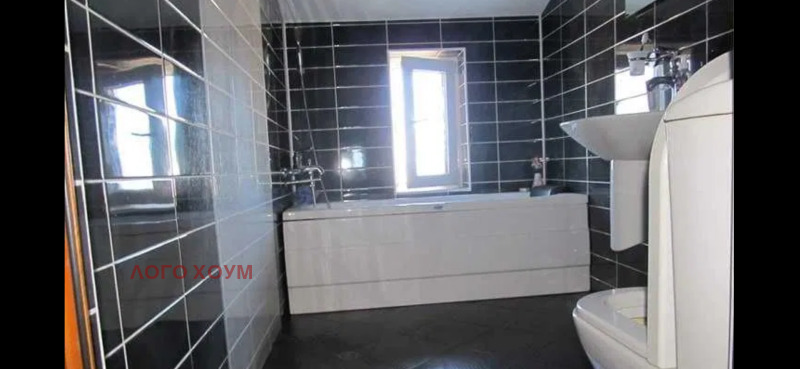 Продава МНОГОСТАЕН, гр. Варна, Център