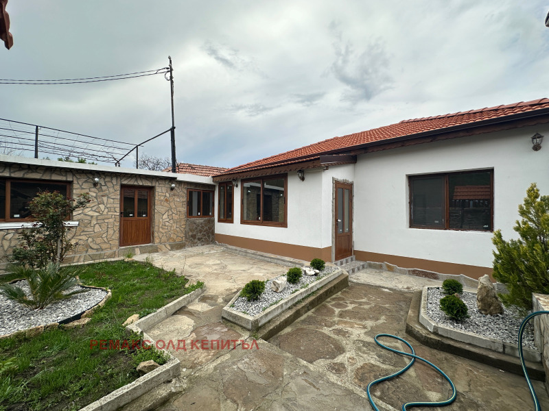 En venta  Casa región Veliko Tarnovo , Novo selo , 130 metros cuadrados | 37003923 - imagen [3]
