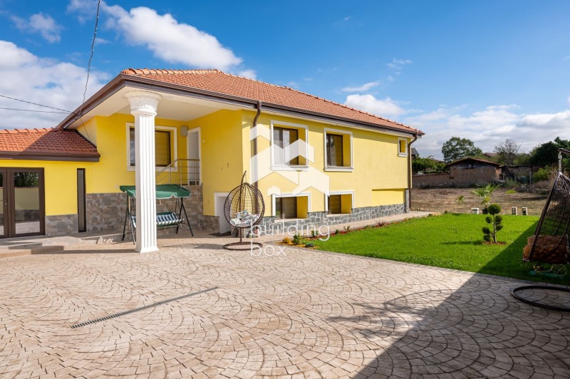 Продава КЪЩА, с. Старосел, област Пловдив