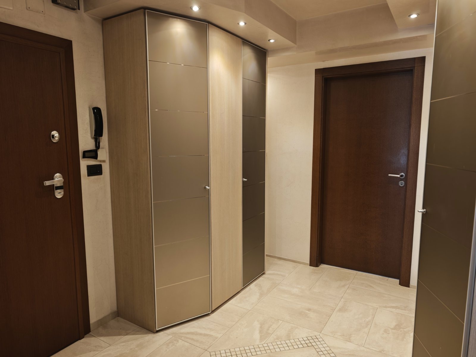 Продава 2-СТАЕН, гр. София, Лозенец, снимка 12 - Апартаменти - 56338747