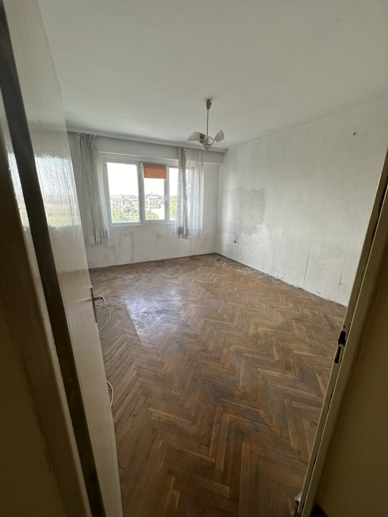 Продава 3-СТАЕН в град Добрич, Център - 92 кв.м / 110 000 € » 215 141.30 лв., РУДИ КЕЙ ДОБРИЧ