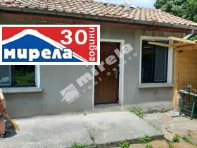 Продажба на имоти в с. Горни Върпища, област Габрово - изображение 1 