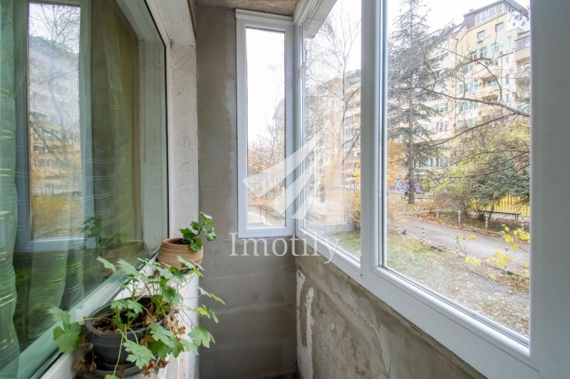 Продава 3-СТАЕН, гр. София, Иван Вазов, снимка 15 - Апартаменти - 52521050