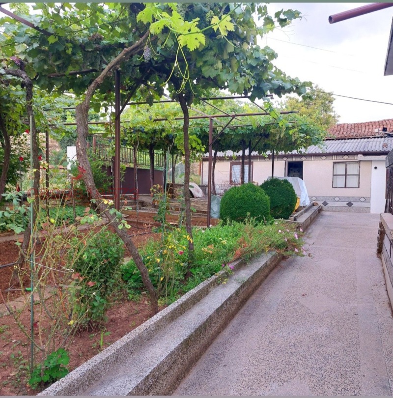 Продава КЪЩА, с. Яворово, област Стара Загора, снимка 2 - Къщи - 52782551
