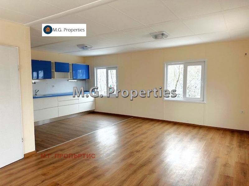 Продава КЪЩА, с. Чайка, област Варна