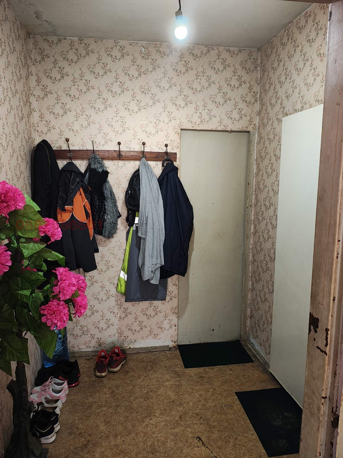 Продава 2-СТАЕН, гр. Етрополе, област София област, снимка 8 - Апартаменти - 54365396